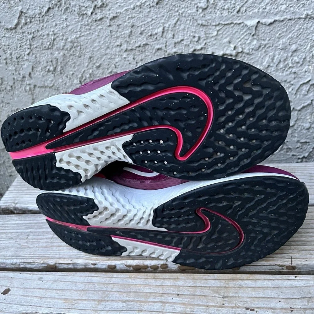 Nike Shoes Women Size 10.5 Legend React Running Pink Red White Sneakers Trainer